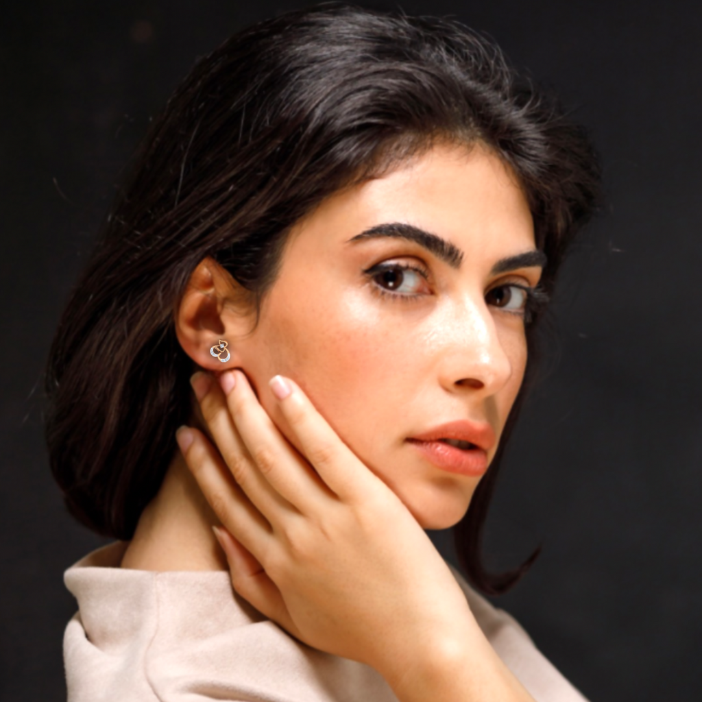 Ravishing Ruse Gold and Diamond Earrings