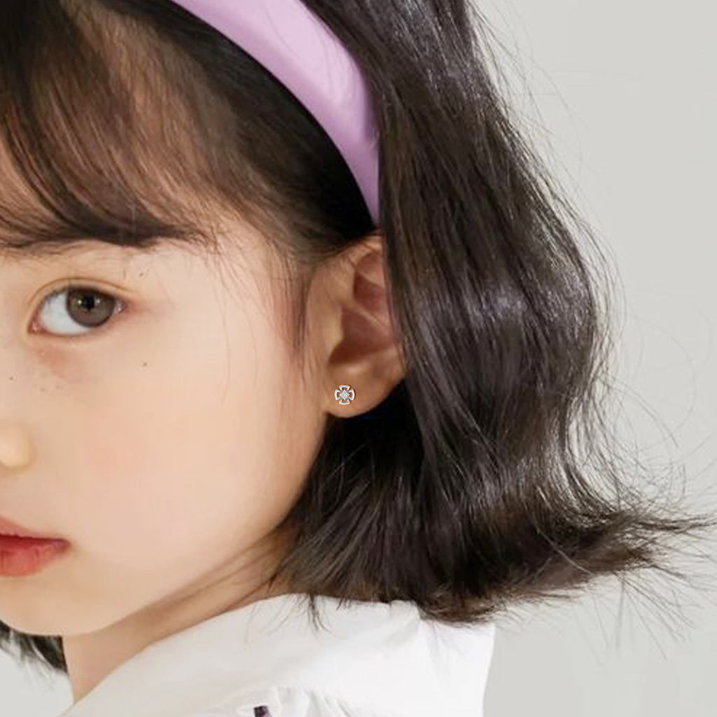 Summer of Magic Kids Diamond and Gold Earring