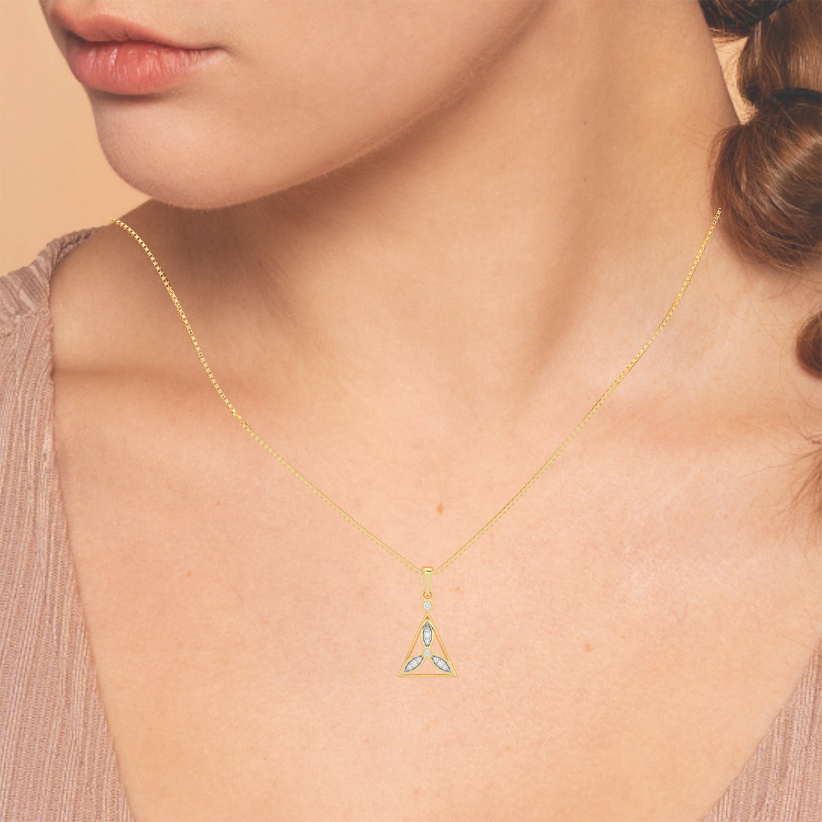 Trine Petals Diamond Pendant