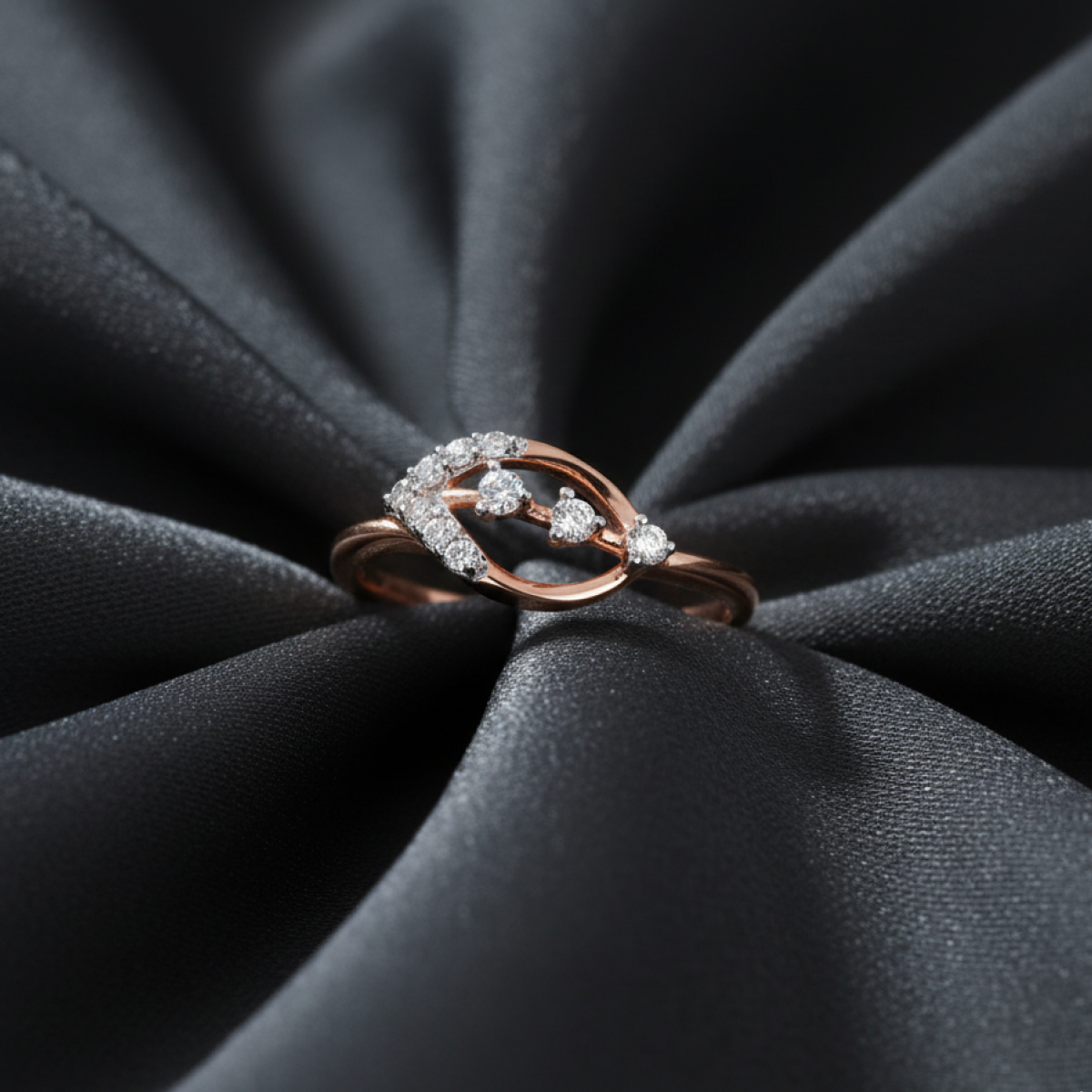 Ravishing Regalia Gold and Diamond Ring