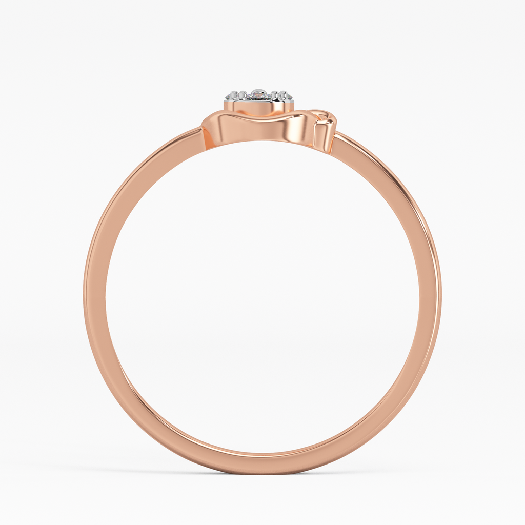 Sensational and Refined Gold and Diamond Ring