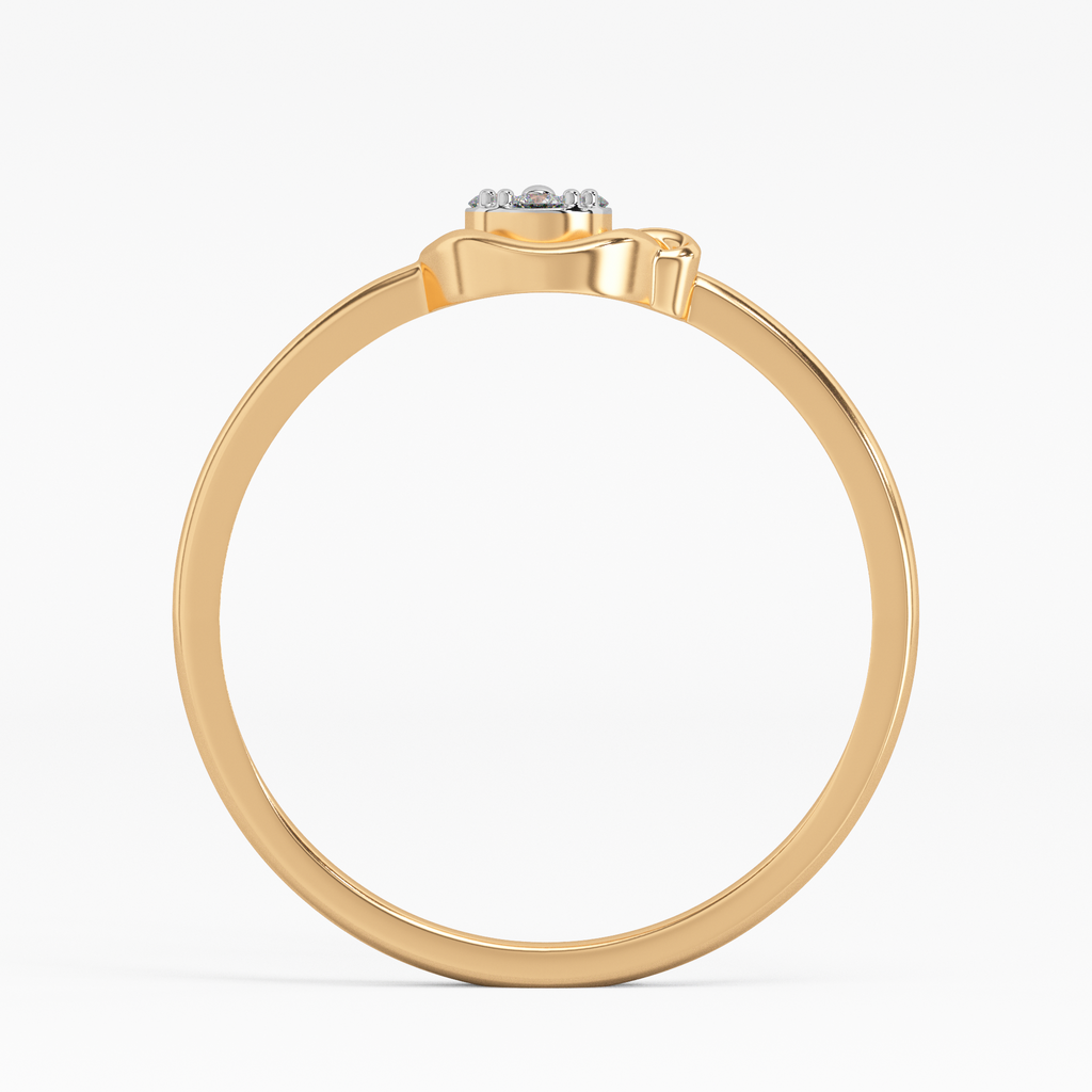 Sensational and Refined Gold and Diamond Ring